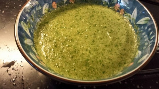 green pepper onions spinach sauce