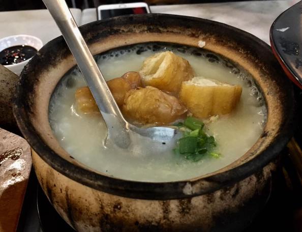cuttlefish & pig innards soup 艇仔粥